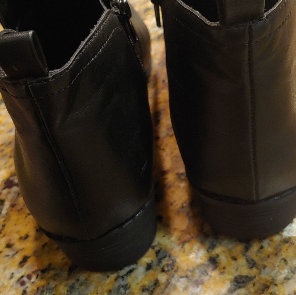 Black rider boots ankle length